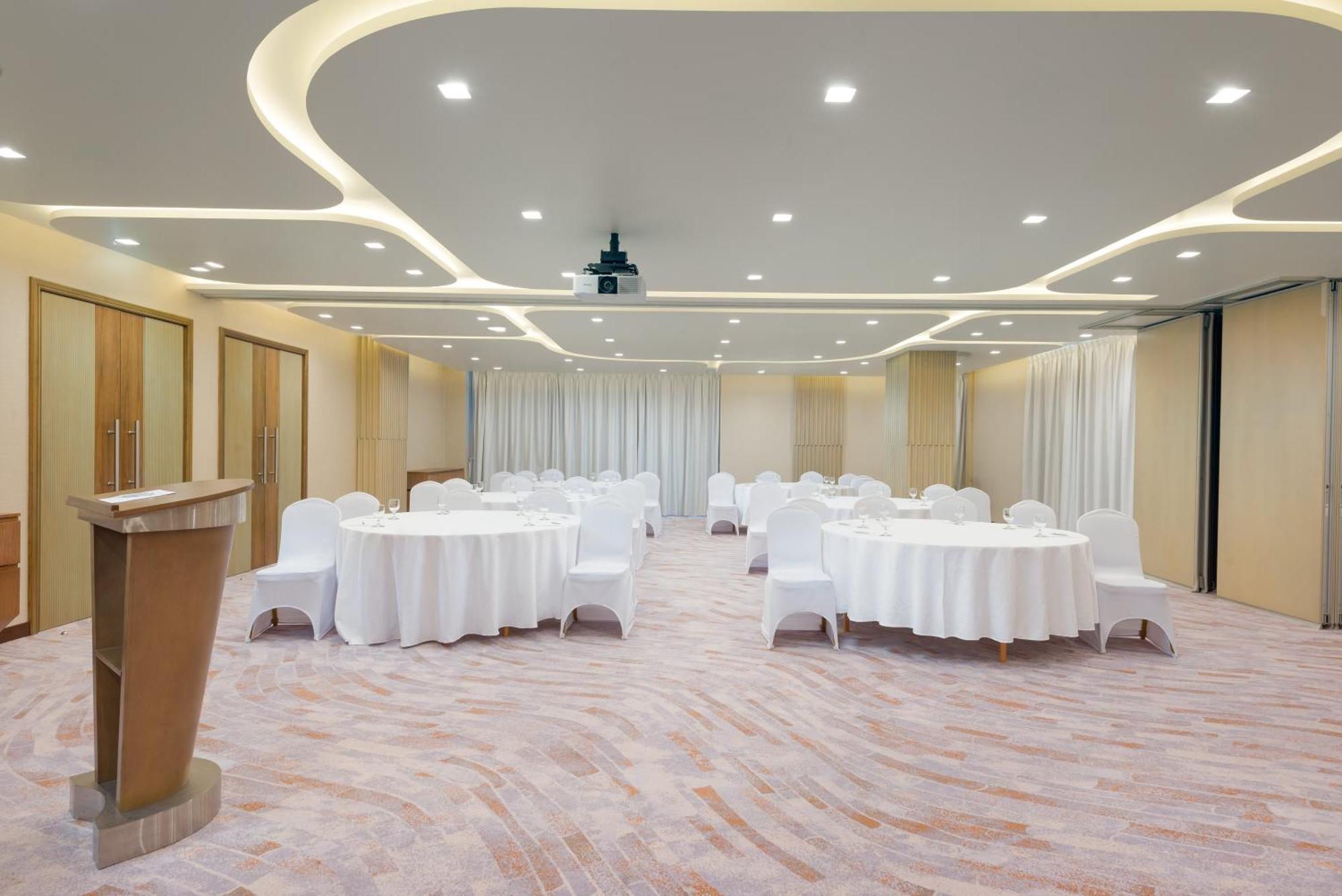 Intercityhotel Bawshar Маскат Екстер'єр фото