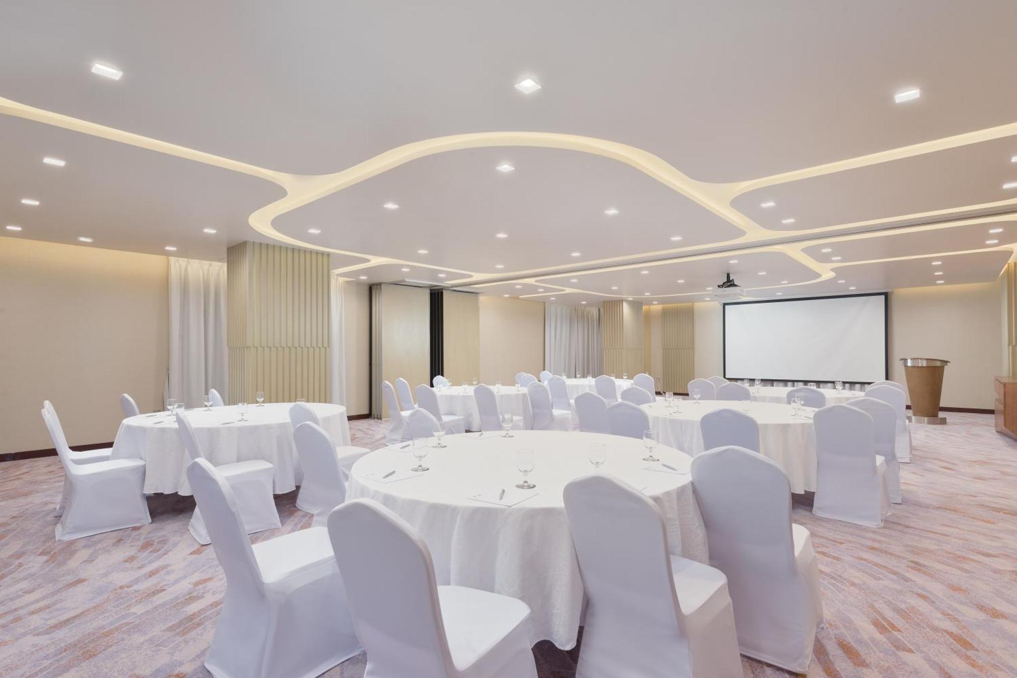 Intercityhotel Bawshar Маскат Екстер'єр фото