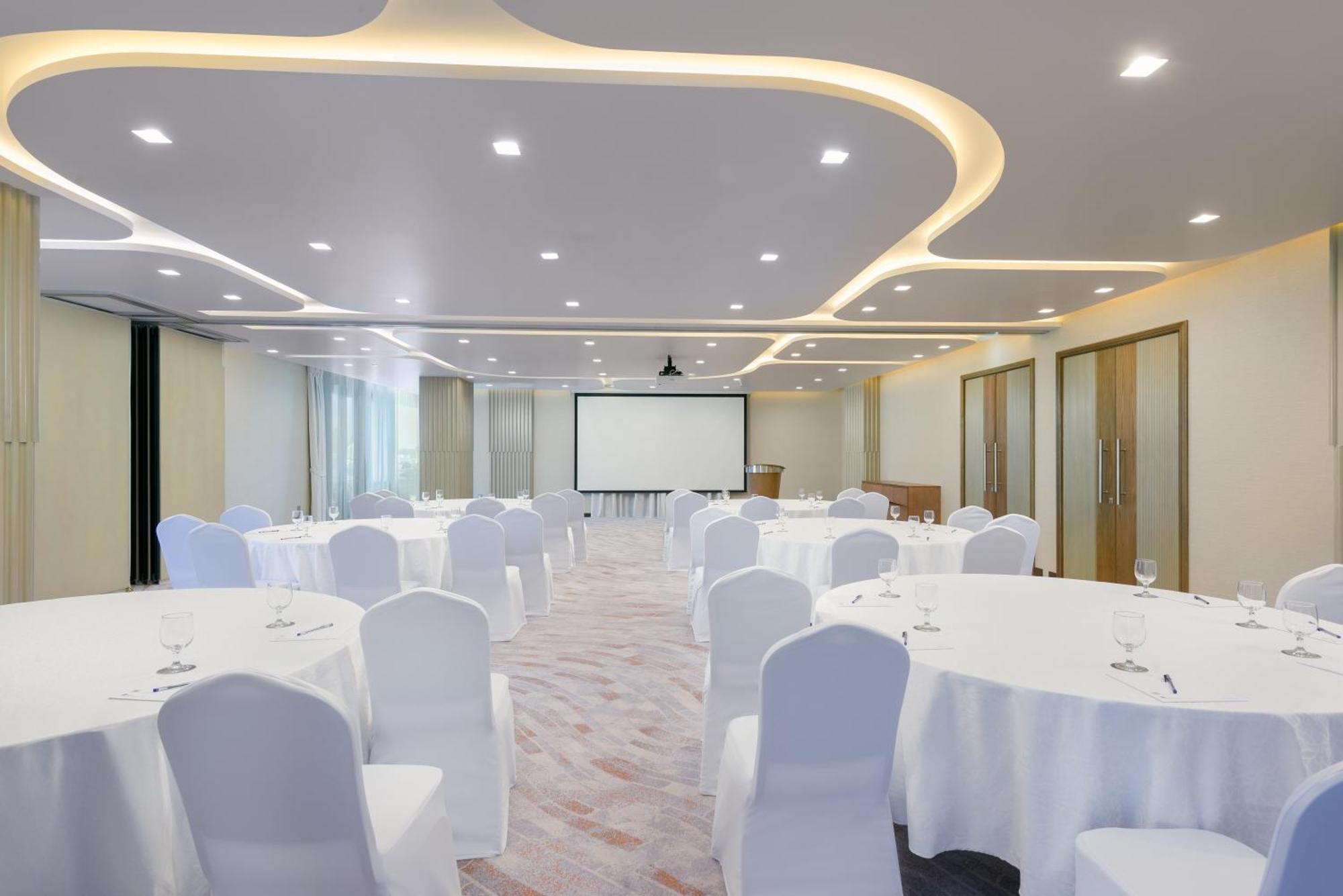 Intercityhotel Bawshar Маскат Екстер'єр фото